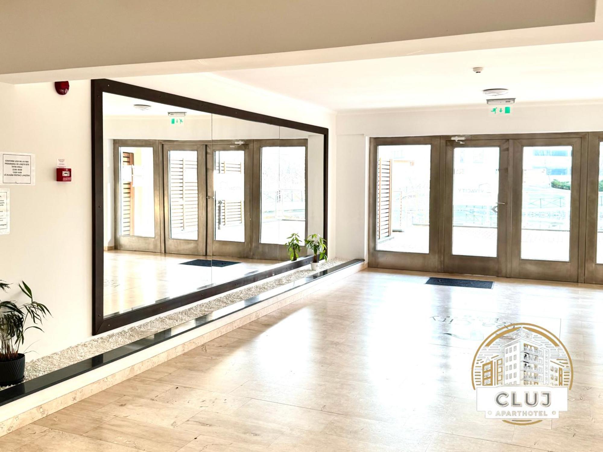 Cluj Aparthotel - Viva City - Bagian luar foto